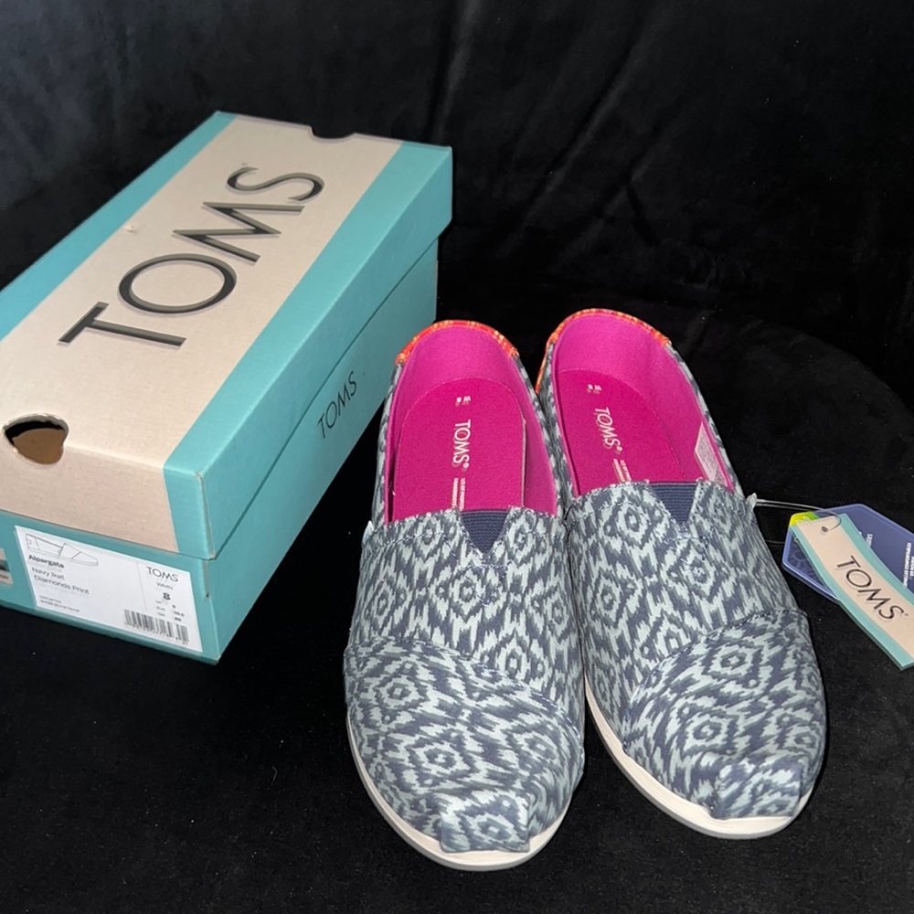 Toms Alpargatas in Navy Ikat Diamonds Print Size 8 Women’s
